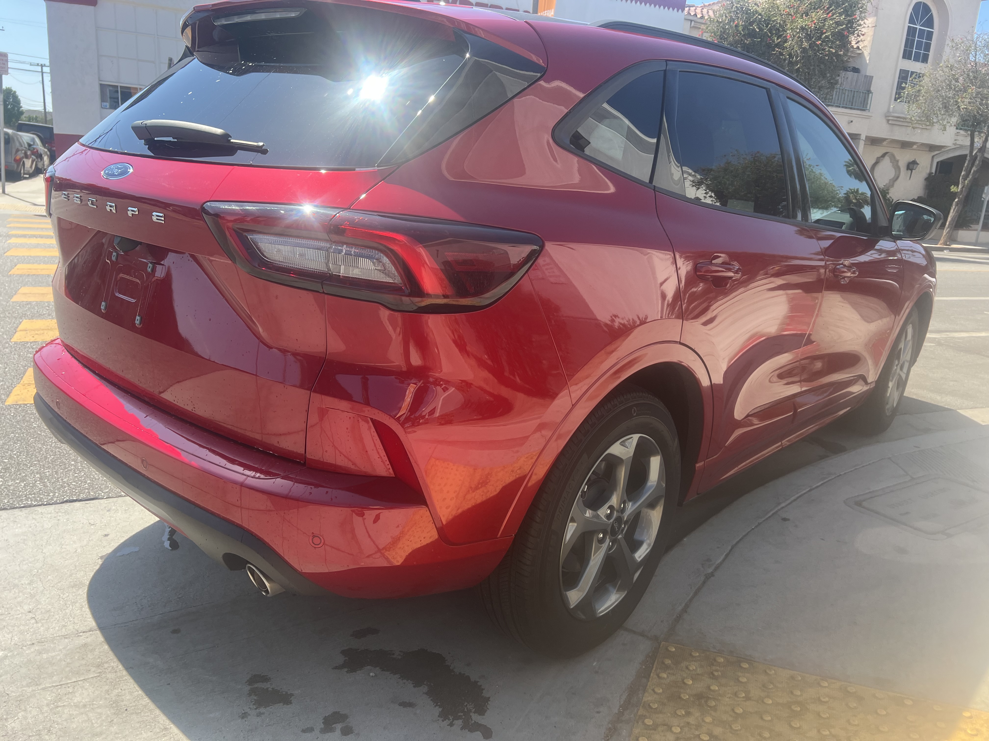 Used 2023 Ford Escape ST-Line w/ Tech Pack #1 FWD image 5