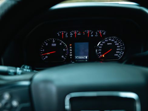 Used 2015 GMC Sierra 2500 2WD Regular Cab image 5