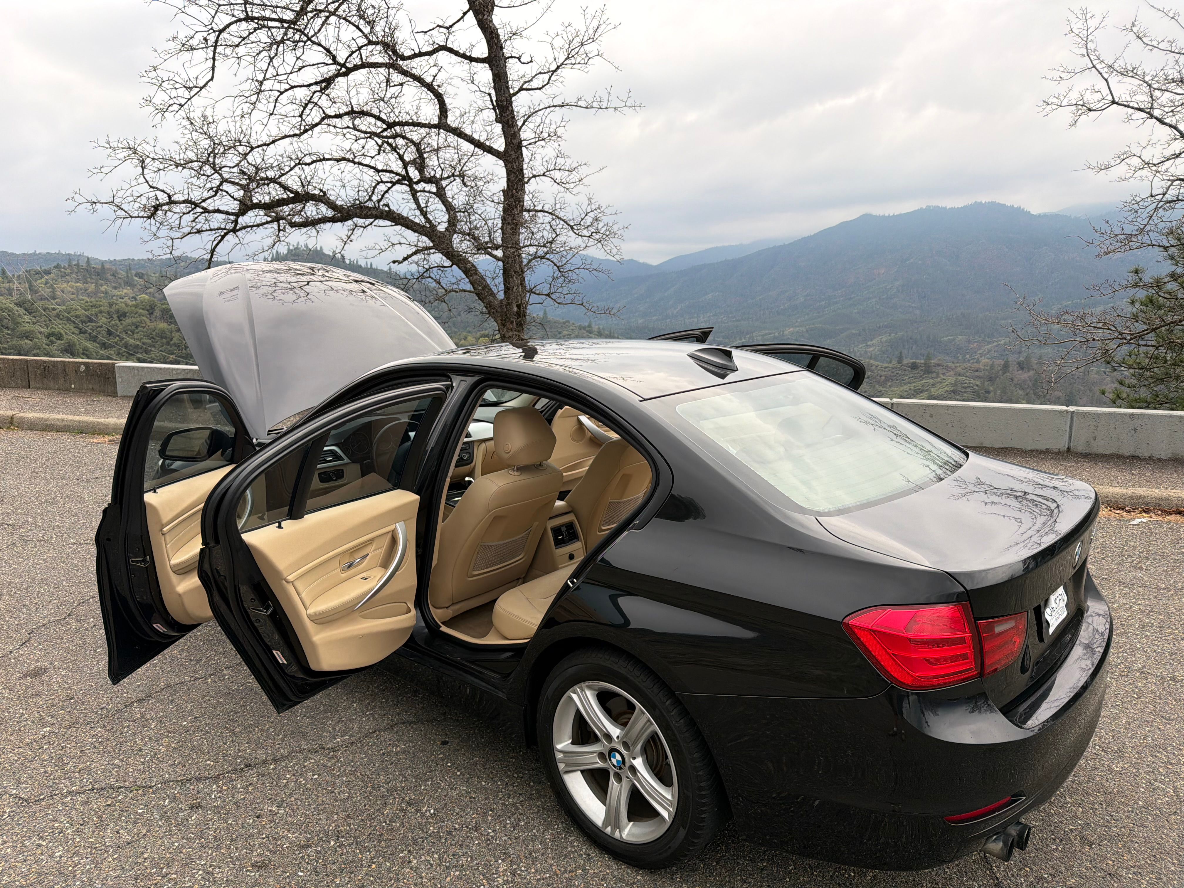Used 2012 BMW 328i Sedan RWD image 5