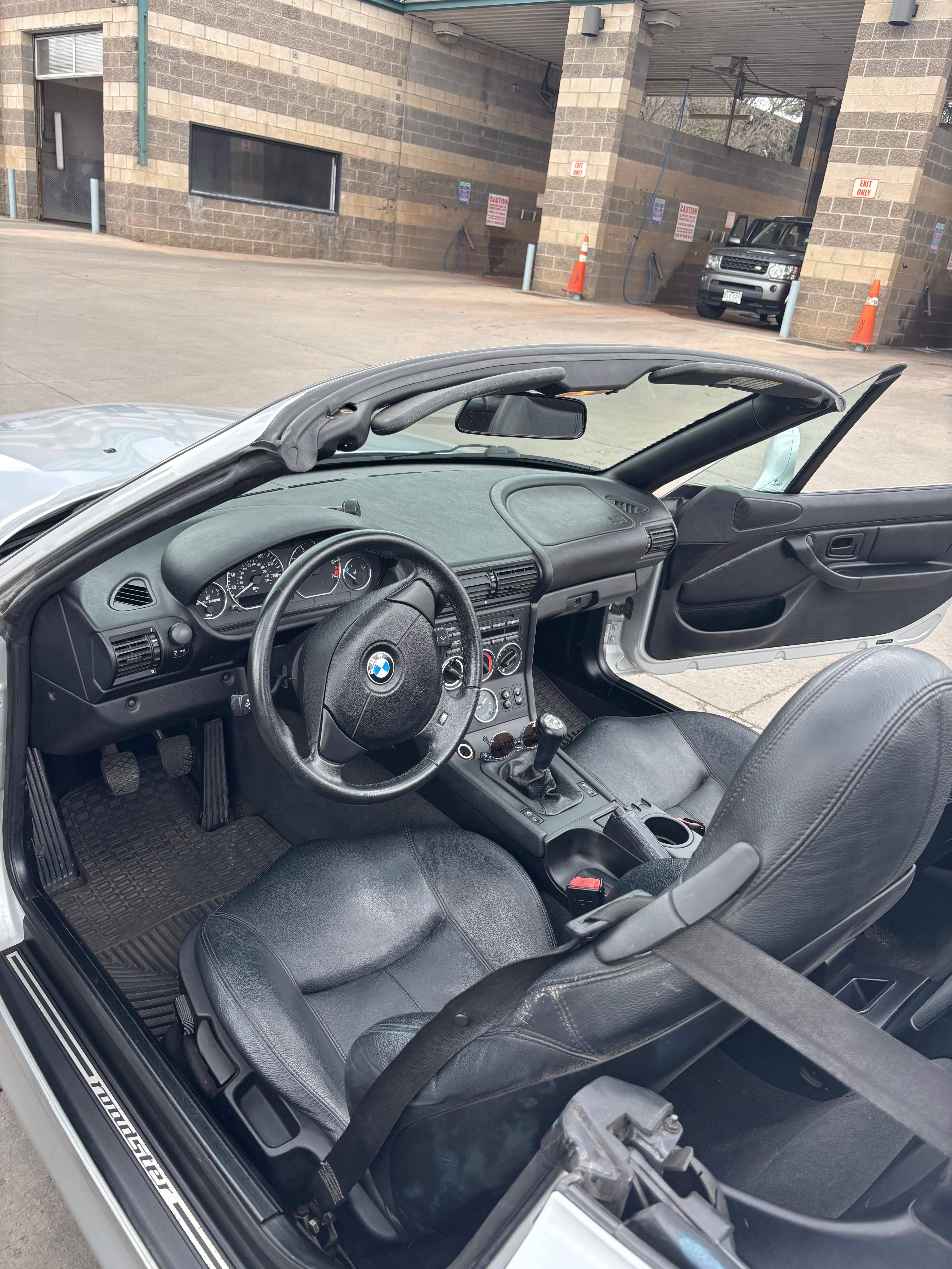 Used 2001 BMW Z3 2.5i RWD image 5