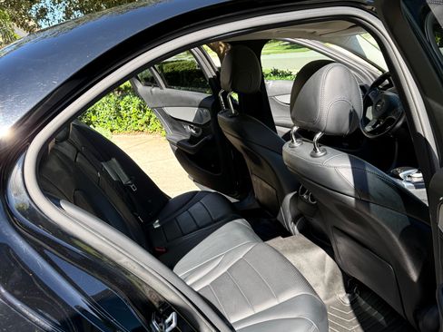 Used 2016 Mercedes-Benz C 300 C 300 4MATIC Sedan 4D image 8