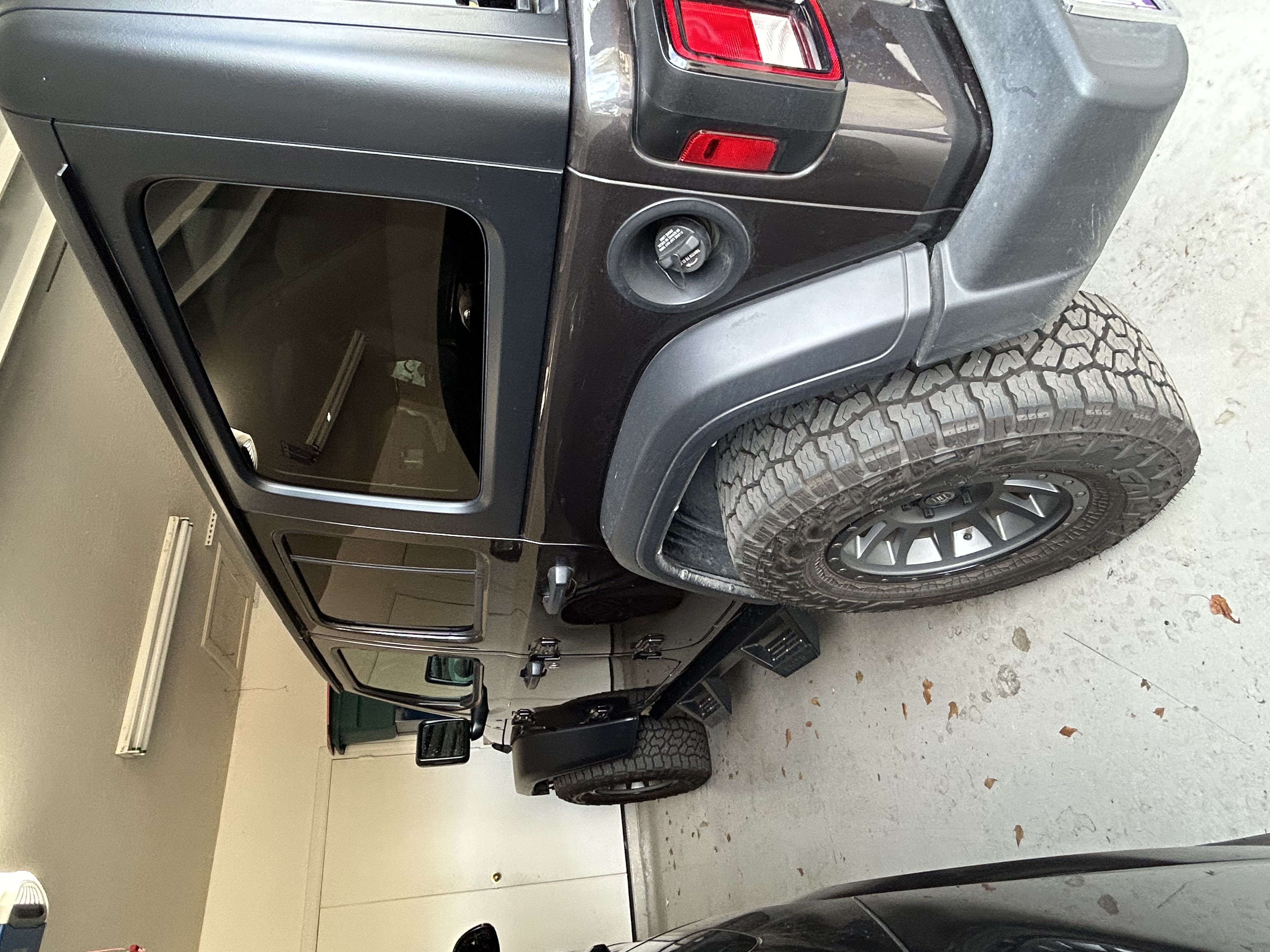 Used 2024 Jeep Wrangler Unlimited Sport AWD/4WD image 11