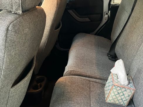 Used 2015 Jeep Wrangler Unlimited Sport w/ Quick Order Package 24S image 10