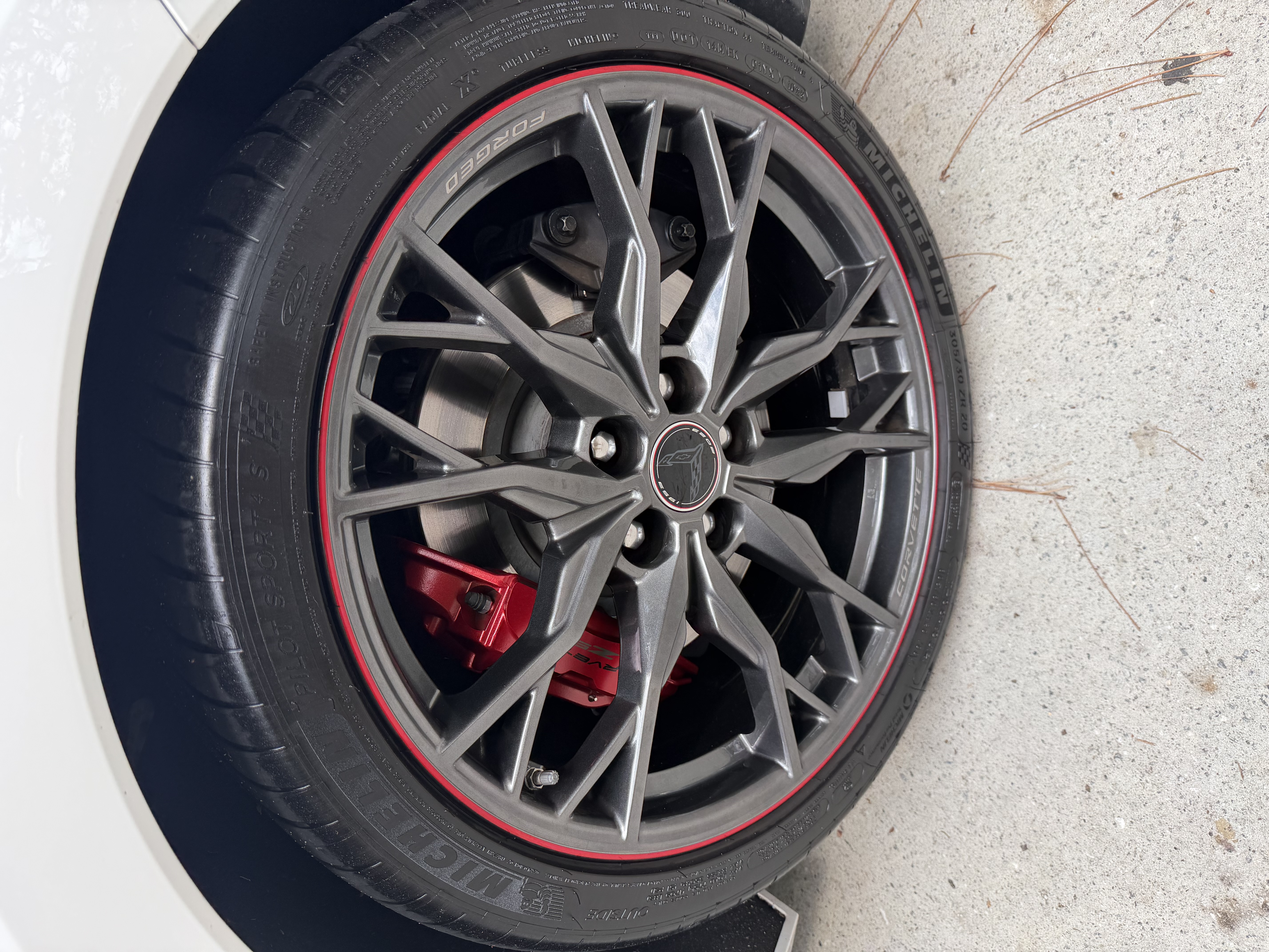Used 2023 Chevrolet Corvette Stingray Premium Conv w/ Z51 Performance Package RWD image 30