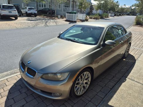 Used 2008 BMW 328i Convertible image 4