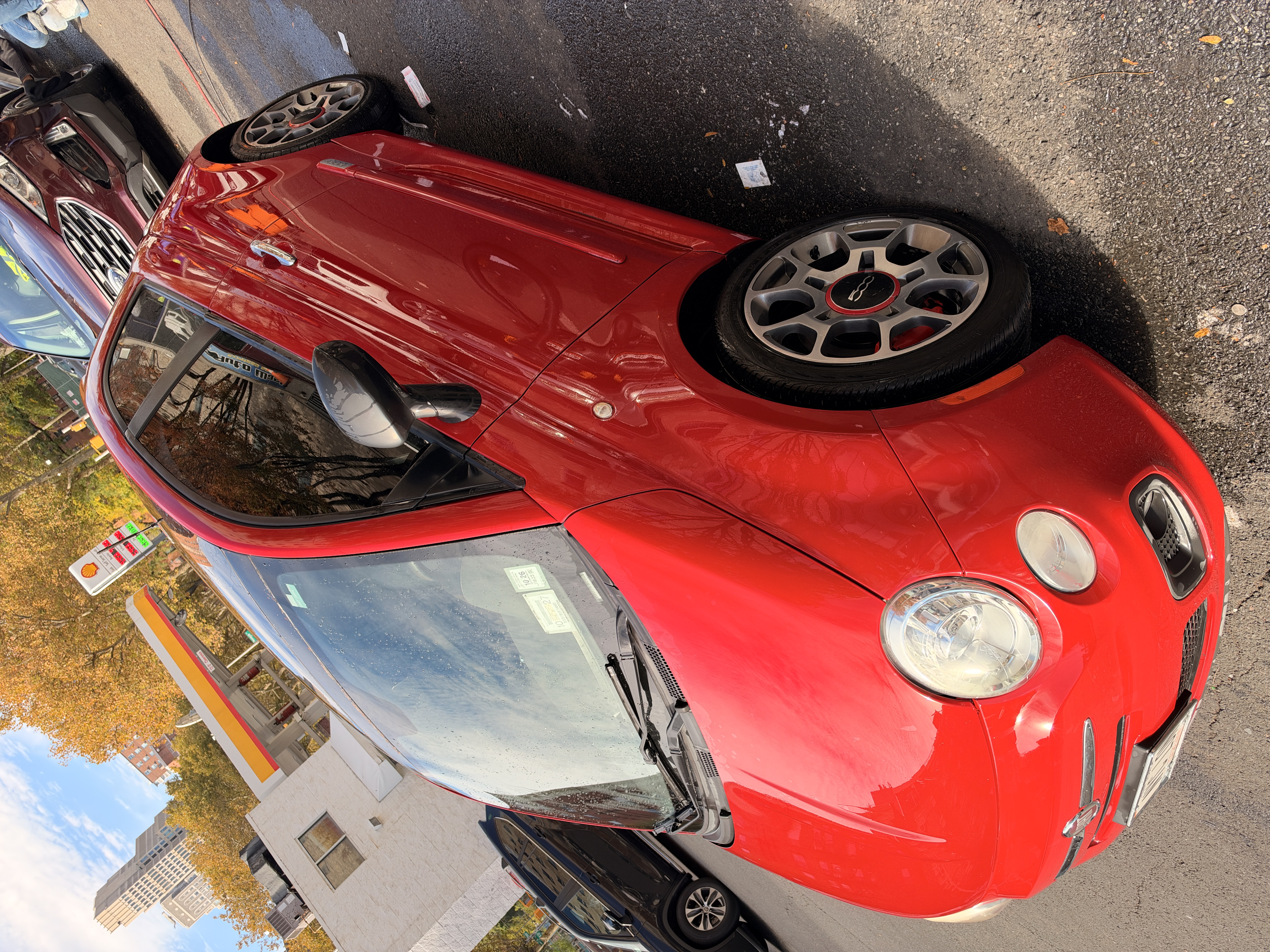 Used 2012 FIAT 500 Sport w/ Safety & Convenience Pkg FWD image 4