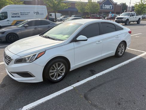 Used 2016 Hyundai Sonata SE FWD image 8