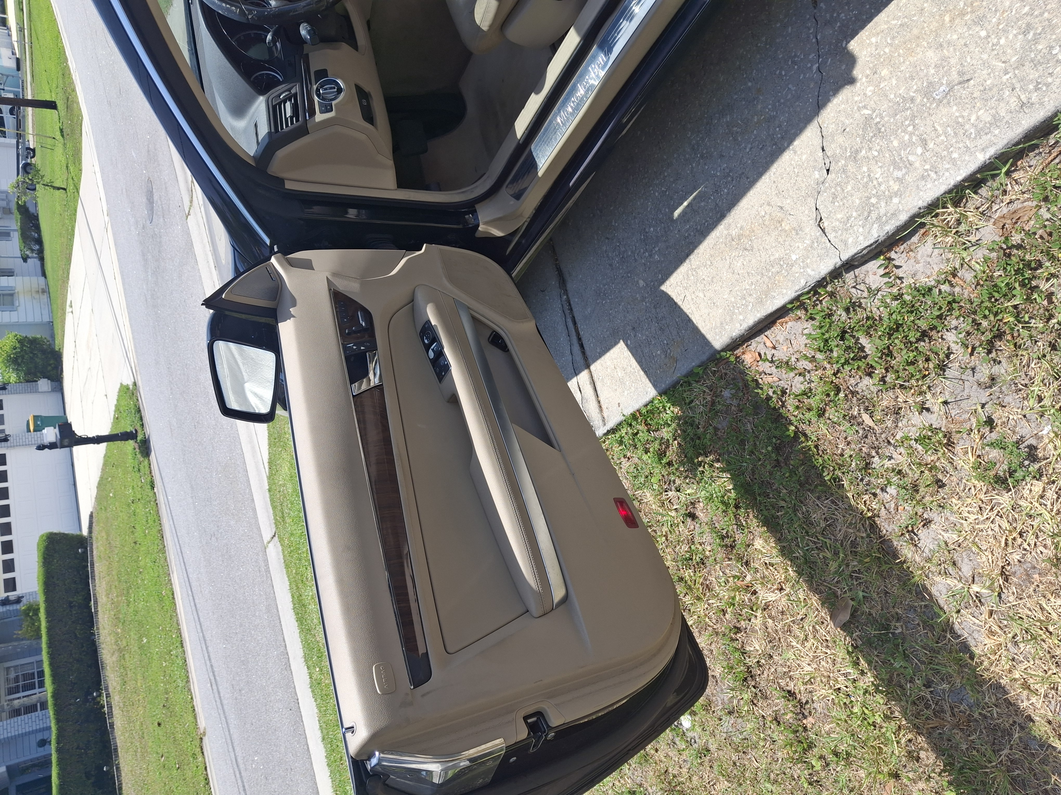 Used 2011 Mercedes-Benz E 350 Cabriolet image 14