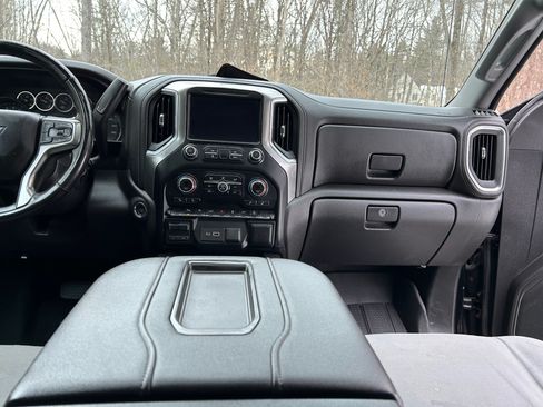 Used 2019 Chevrolet Silverado 1500 LT Trail Boss image 20