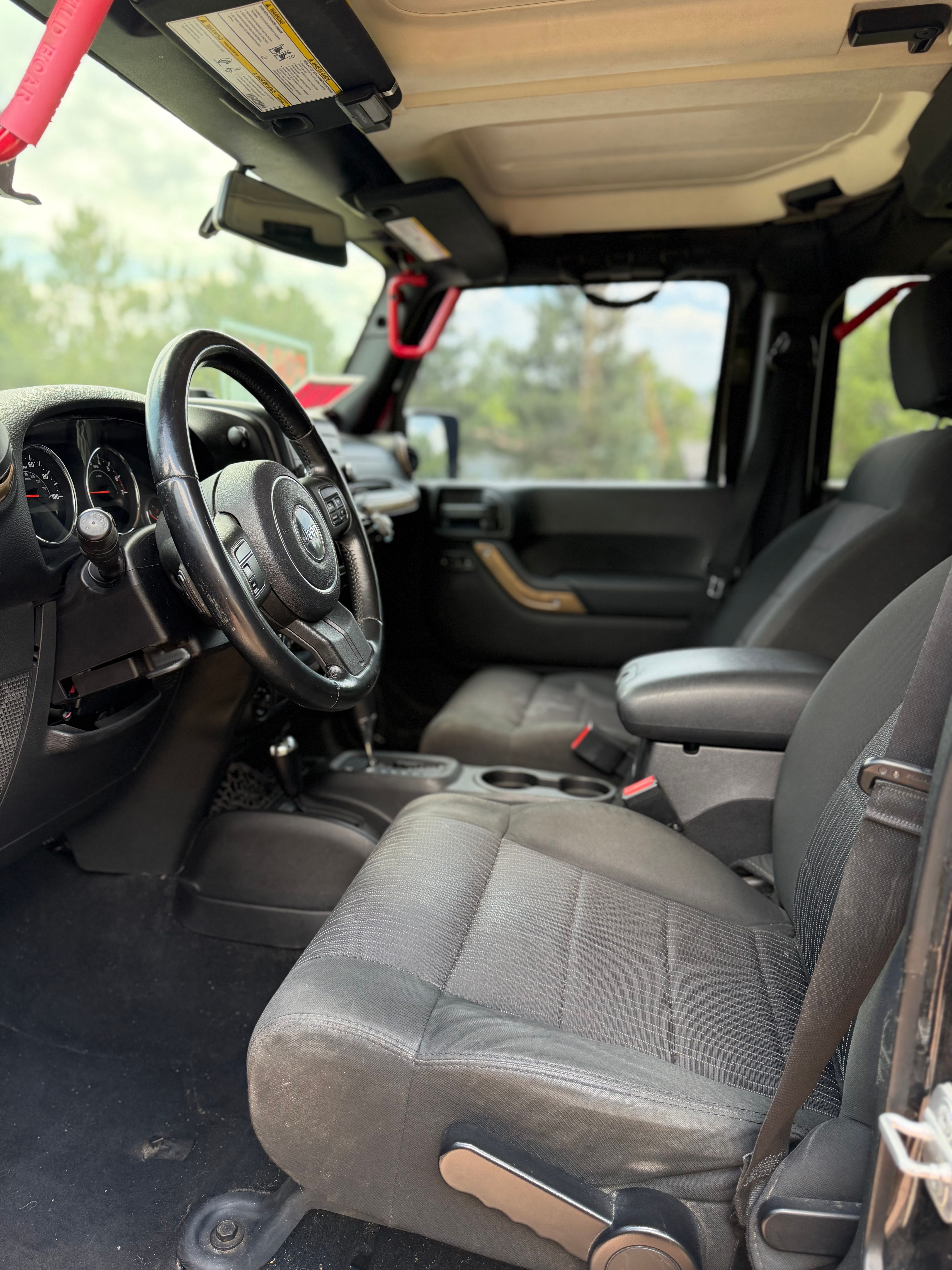 Used 2011 Jeep Wrangler Unlimited Sport AWD/4WD image 6