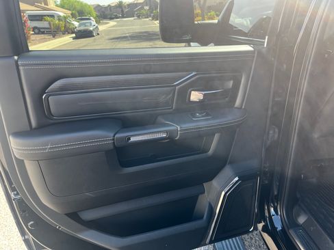 Used 2024 RAM 2500 Limited AWD/4WD image 14