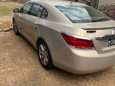 Used 2011 Buick LaCrosse CXL image 11