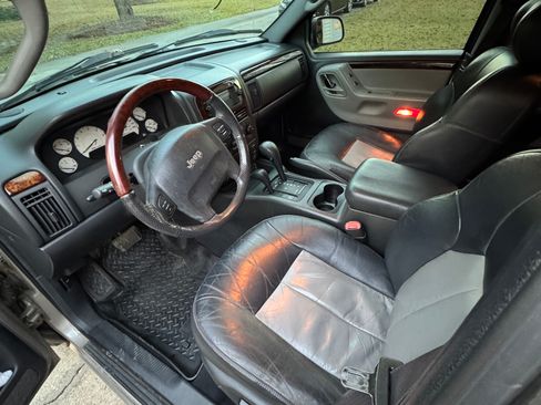 Used 2002 Jeep Grand Cherokee Overland image 4