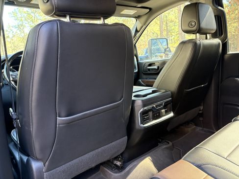 Used 2021 Chevrolet Silverado 3500 High Country w/ Z71 Off-Road Package image 16