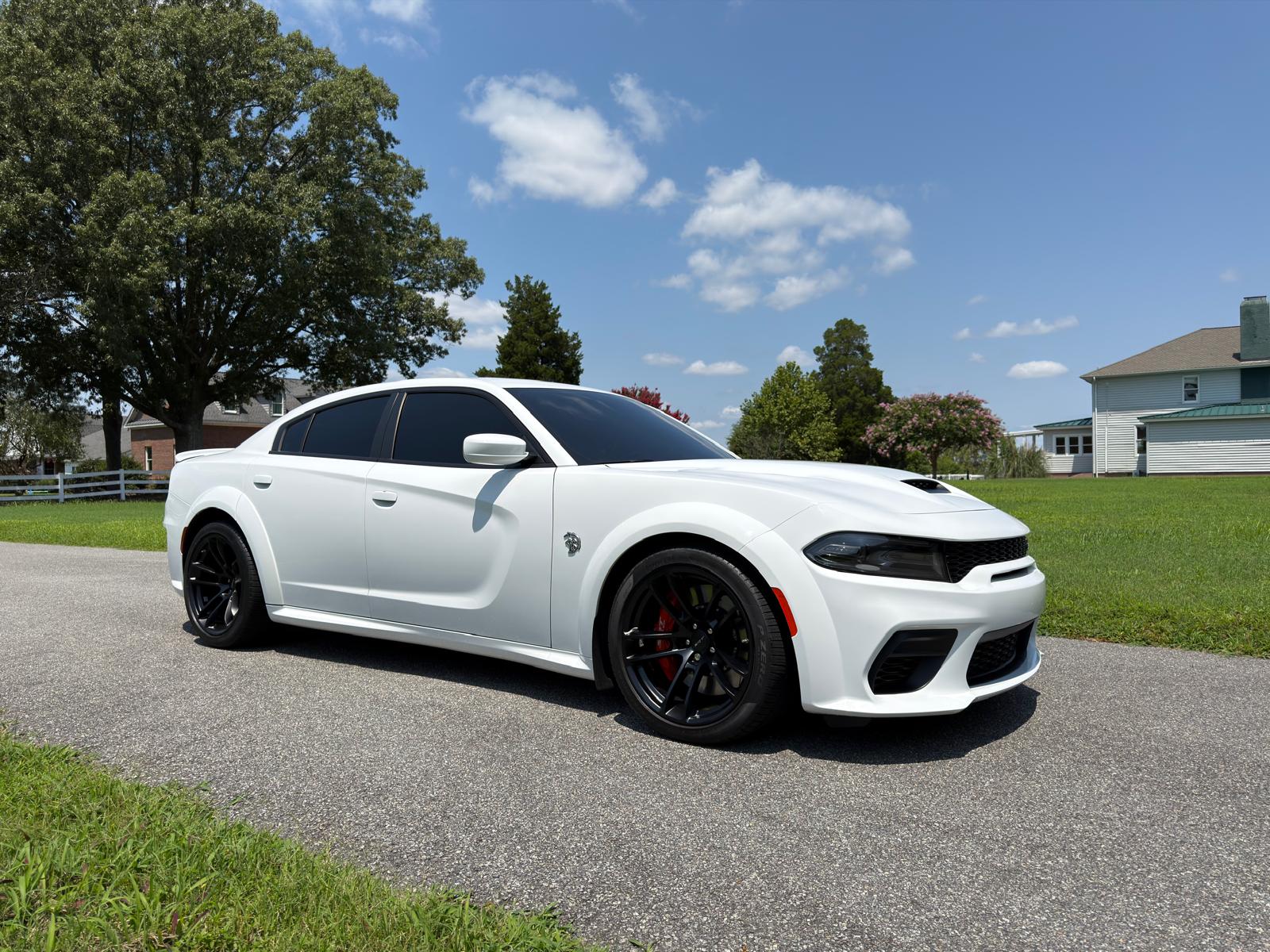 Used 2022 Dodge Charger SRT Hellcat w/ Harman/Kardon Audio Group RWD image 1