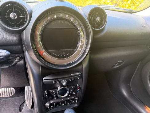 Used 2016 MINI Cooper Countryman S FWD image 9