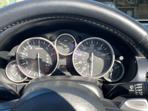 Used 2014 MAZDA MX-5 Miata Grand Touring w/ Premium Package image 11