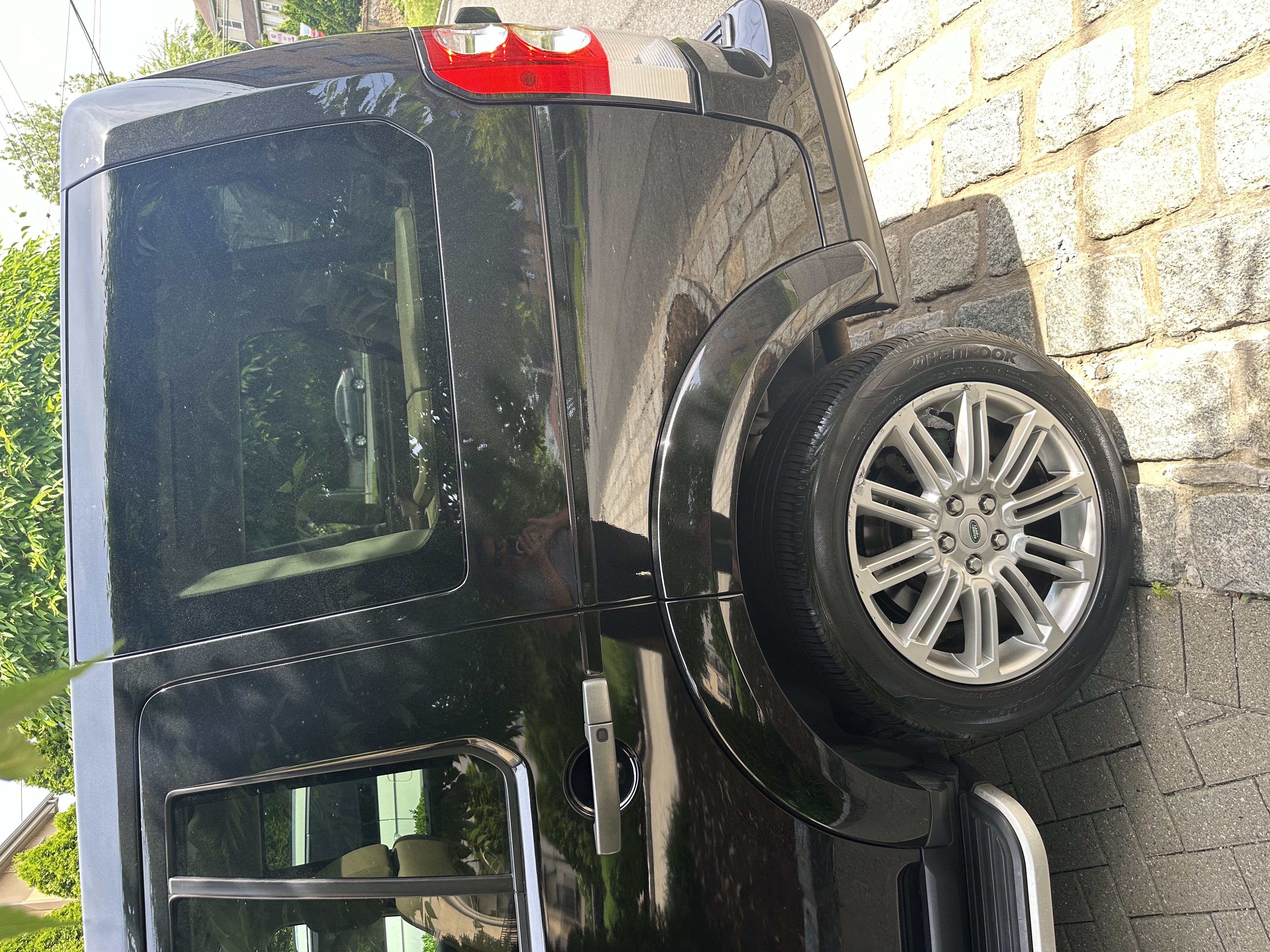 Used 2013 Land Rover LR4 HSE AWD/4WD image 4