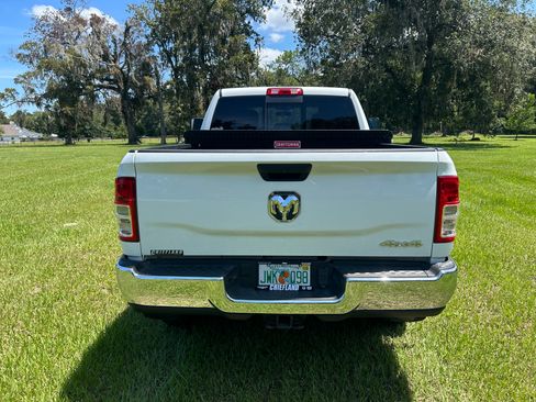 Used 2022 RAM 2500 Tradesman AWD/4WD image 9