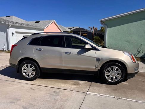Used 2015 Cadillac SRX Luxury w/ Driver Awareness Package FWD image 6