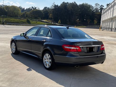 Used 2013 Mercedes-Benz E 350 Sedan image 2