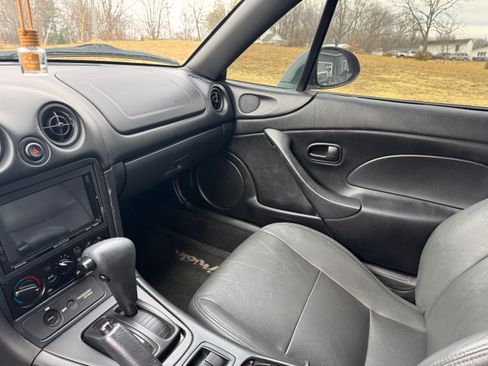 Used 2003 MAZDA MX-5 Miata LS image 10