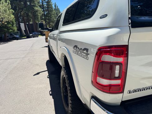 Used 2020 RAM 2500 Laramie AWD/4WD image 5