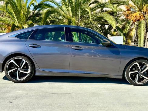 Used 2019 Honda Accord Sport image 4