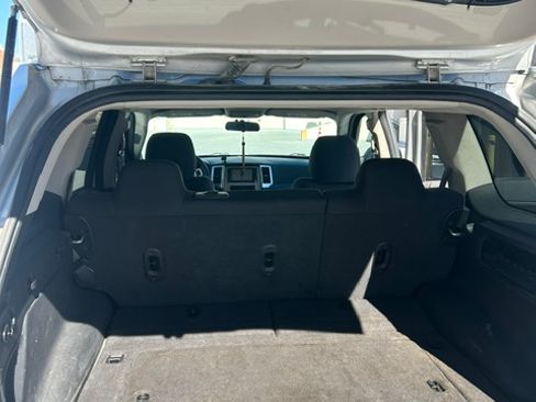 Used 2009 Jeep Grand Cherokee Laredo AWD/4WD image 23