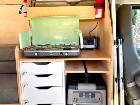 Used 2011 Chevrolet Express 1500 AWD w/ Cold Climate Package image 11