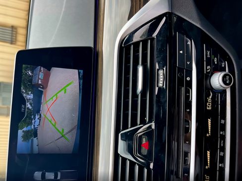 Used 2017 BMW 530i image 8