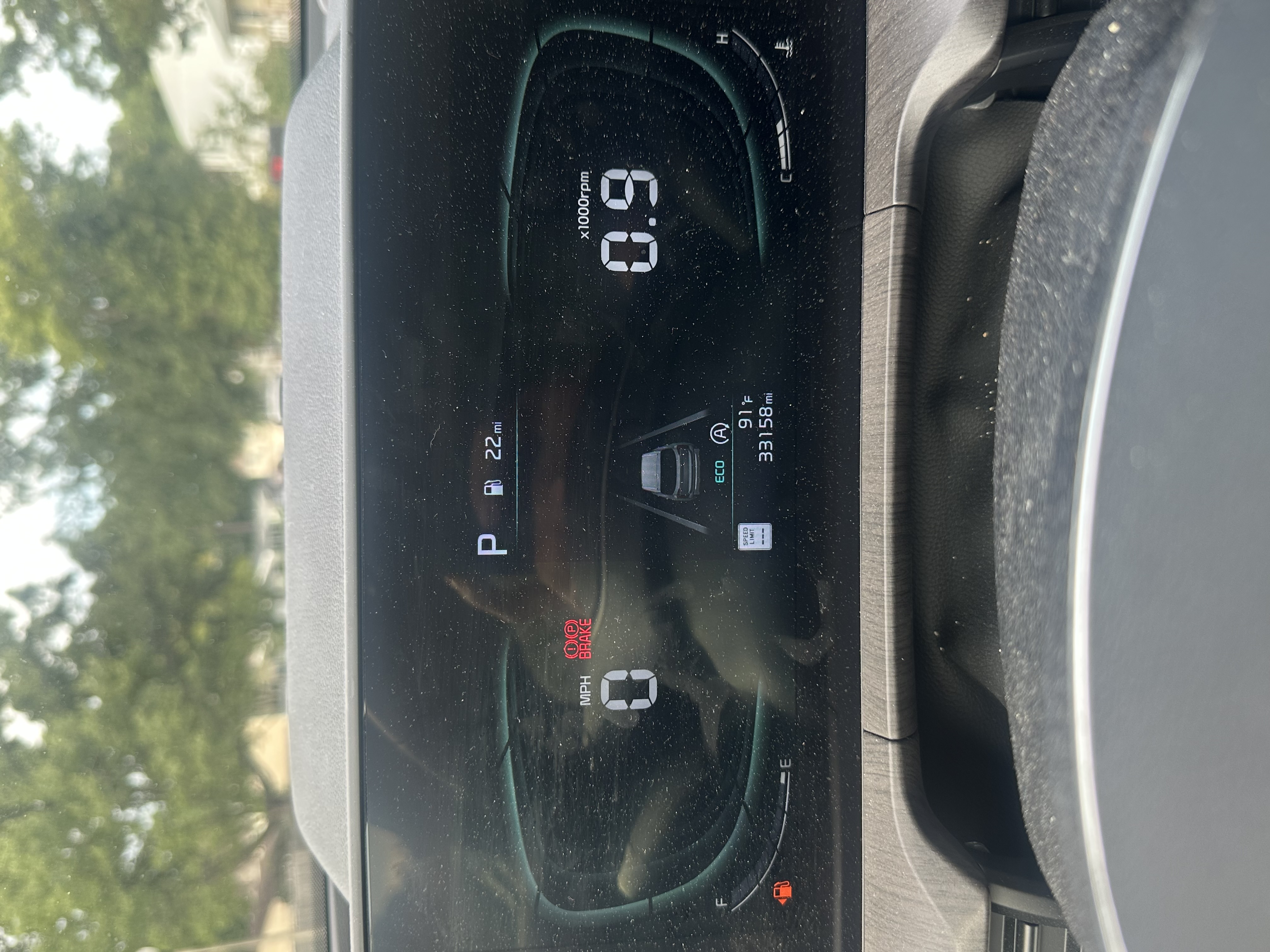 Used 2024 Kia Telluride EX w/ EX Captain's Chair Package FWD image 23