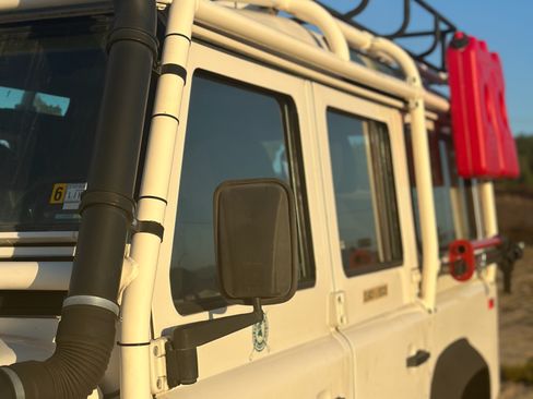 Used 1993 Land Rover Defender 110 image 11