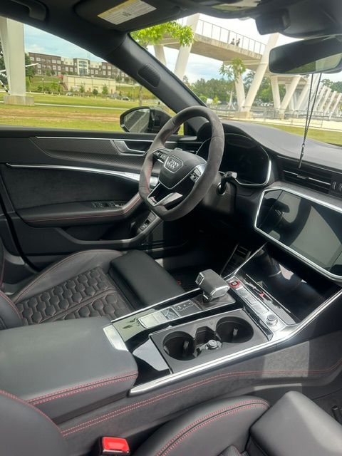 Used 2023 Audi RS 7 Sportback AWD/4WD image 21