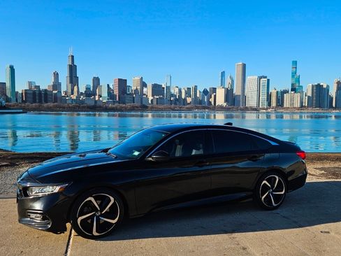 Used 2019 Honda Accord Sport image 4