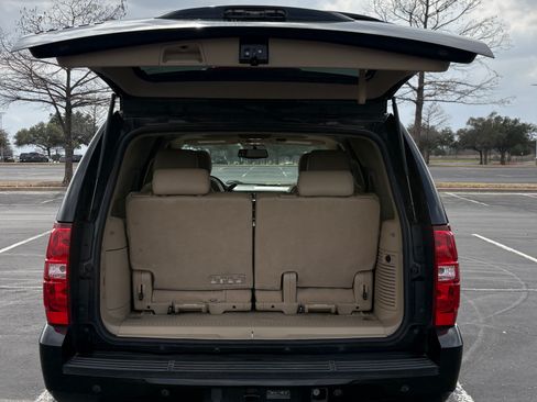 Used 2013 Chevrolet Tahoe LT w/ Texas Edition image 10