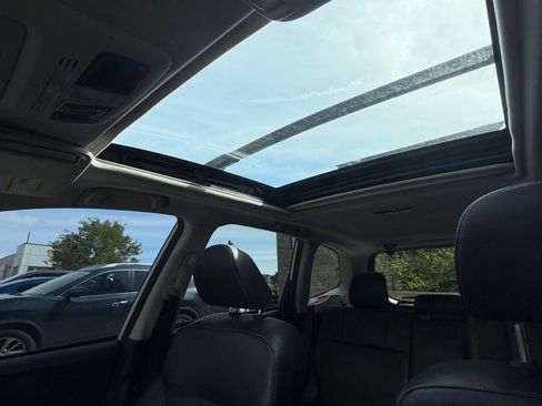 Used 2015 Subaru Forester 2.0XT Touring w/ Eyesight & Navigation System image 13