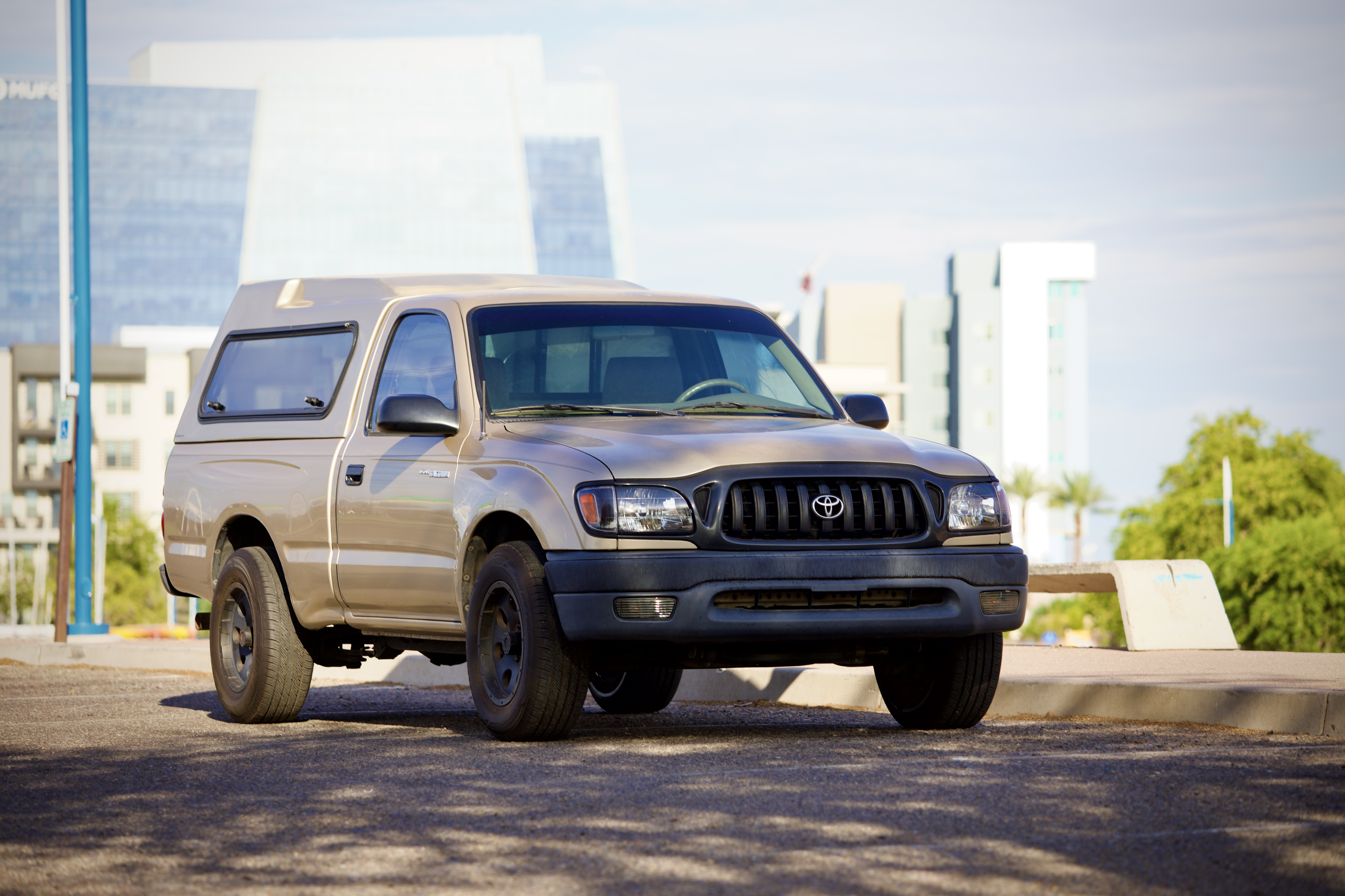 Used 2001 Toyota Tacoma 2WD Regular Cab w/ Enhancement Pkg image 1