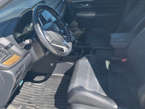 Used 2018 Honda CR-V Touring image 13