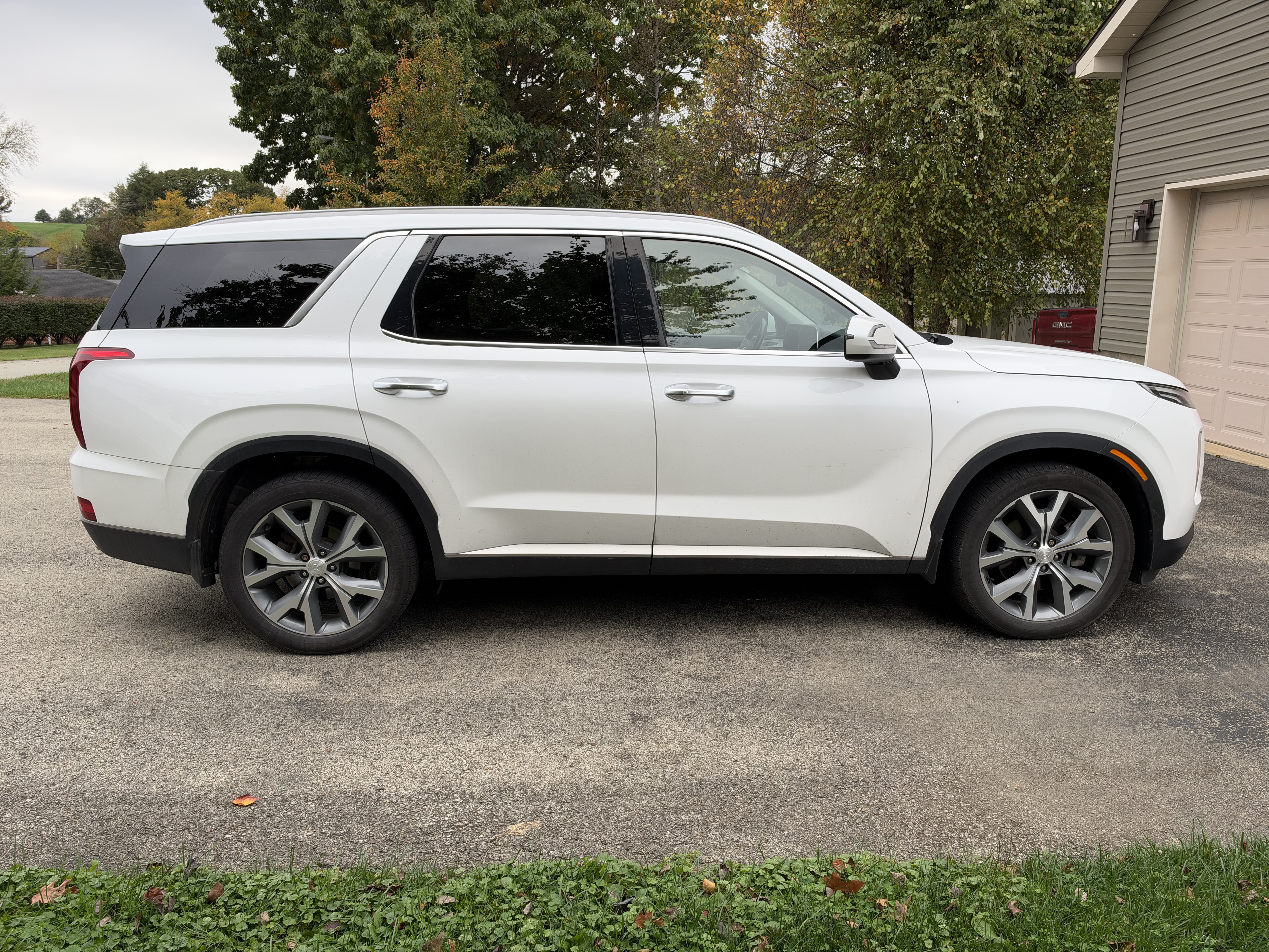 Used 2021 Hyundai Palisade SEL w/ Premium Package AWD/4WD image 5