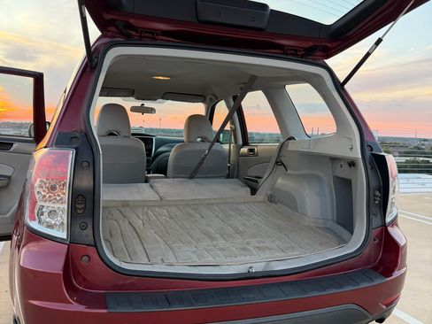 Used 2011 Subaru Forester 2.5X w/ Popular Equipment Group 1A image 6