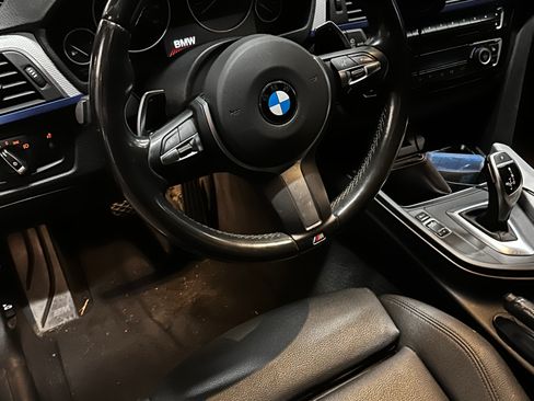 Used 2017 BMW 330i xDrive Wagon AWD/4WD image 15