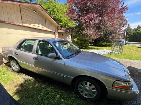 Used 2004 Mercury Grand Marquis LS RWD image 8