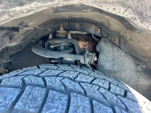 Used 2014 Toyota Tacoma PreRunner w/ SR5 Package image 14