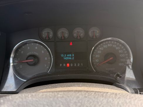 Used 2010 Ford F150 XLT image 7