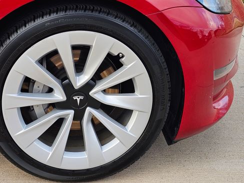 Used 2023 Tesla Model 3 Standard Range image 11