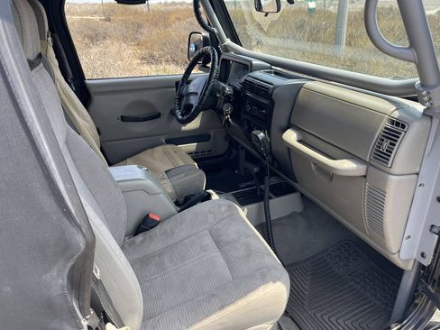 Used 2003 Jeep Wrangler Rubicon image 14