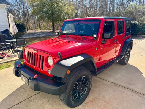 Used 2015 Jeep Wrangler Unlimited Sport w/ Quick Order Package 24S image 2