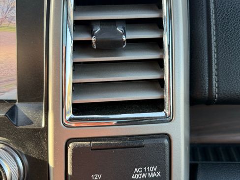 Used 2016 Ford F150 Lariat w/ Equipment Group 502A Luxury AWD/4WD image 26