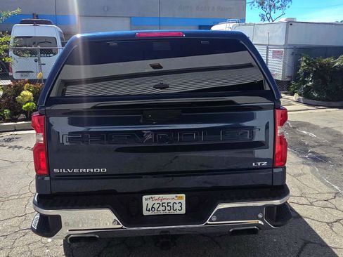 Used 2019 Chevrolet Silverado 1500 LTZ w/ LTZ Plus Package image 5